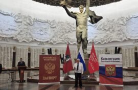 Юные россияне получили главный документ в Музее Победы