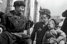 Лекцию о массовом героизме услышали в Афганистане