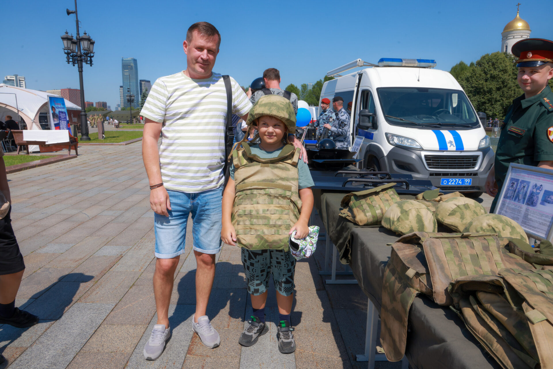 Москвичи познакомились с работой стражей правопорядка